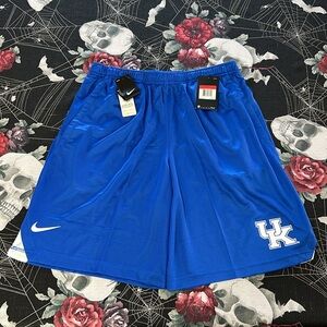 RARE 2016 NWT NIKE DRI-FIT KENTUCKY WILDCATS TEAM KNIT PERFORMANCE SHORTS MENS L